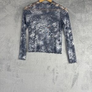 Womens Grey Snakeskin Sheer Mesh Long Sleeve Lettuce Edge Top Crew Neck Slim Fit